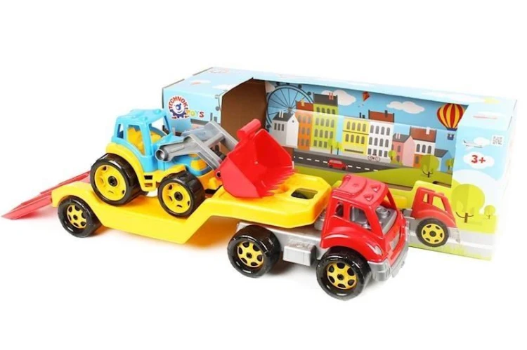 Transporter z traktorem, Technok