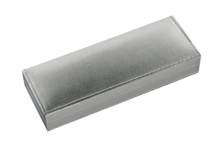 Etui z flokowaną wyściółką srebrne, Titanum