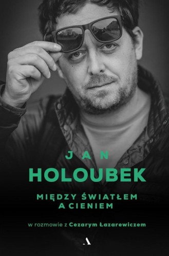 Między światłem a cieniem
