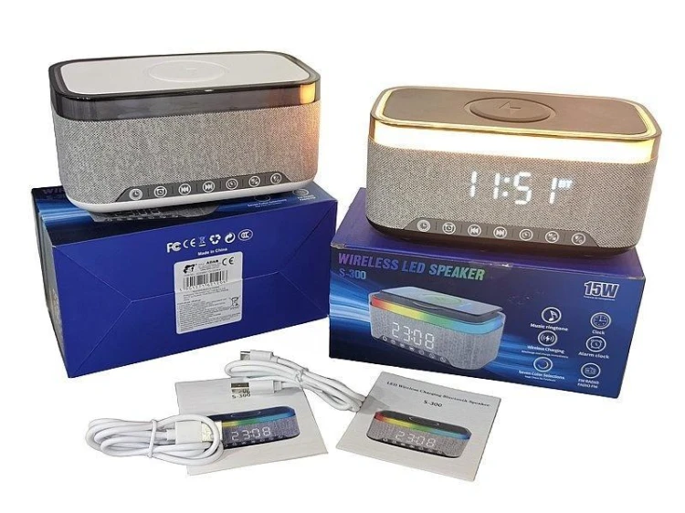 Głośnik z zegarem, radio, budzik USB 15W