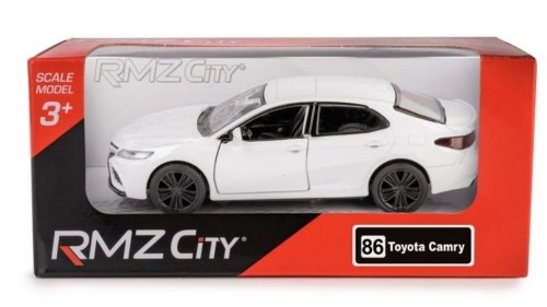 RMZ Toyota Camry 2022 biały, Daffi
