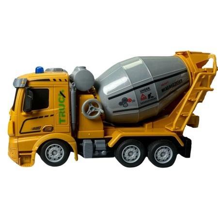 Betoniarka R/C, Maksik