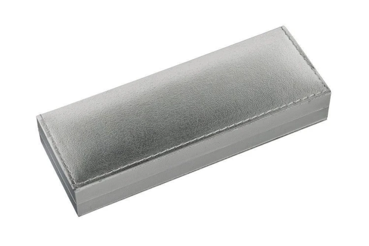 Etui z flokowaną wyściółką srebrne, Titanum