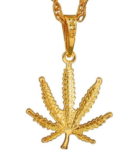 Naszyjnik z liściem konopi ganja