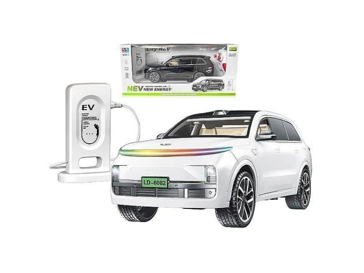 Auto na radio z kablem USB 42x13,5x18,5cm, ADAR